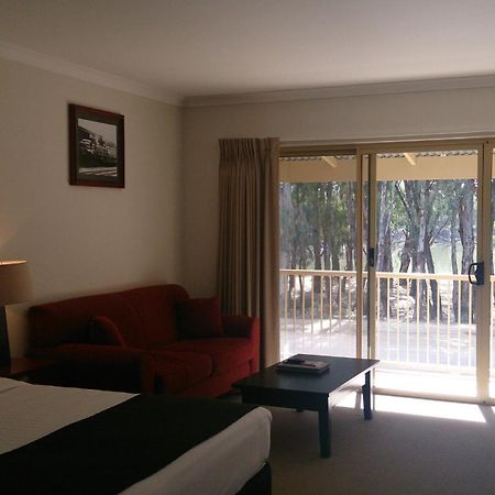 Murray Waters Motor Inn & Apartments Koondrook Szoba fotó